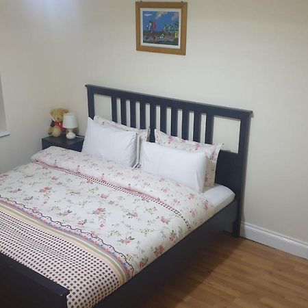 Guess Bungalow Wembley Appartement Londen Buitenkant foto